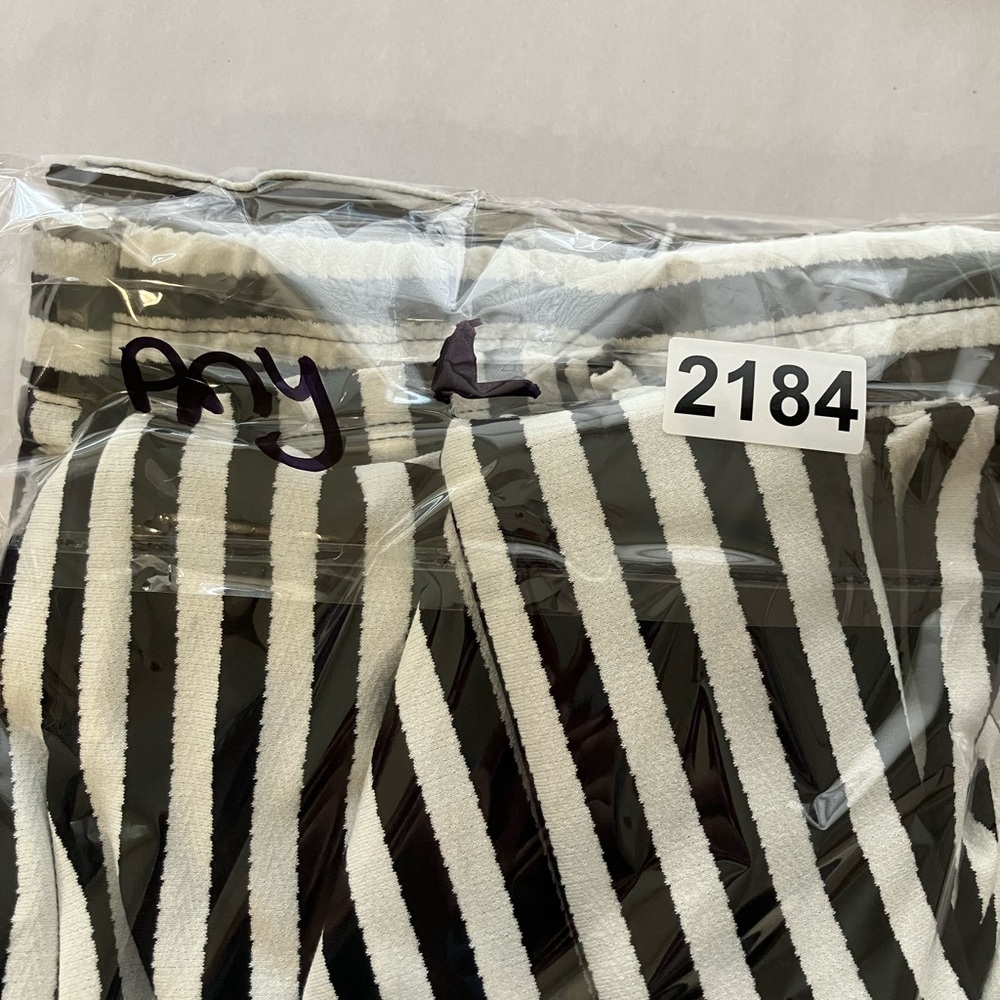 ANYBODY Pants Women’s Sz L Black And White Stripe Pull On Elastic Waist Casual - Picture 9 of 9